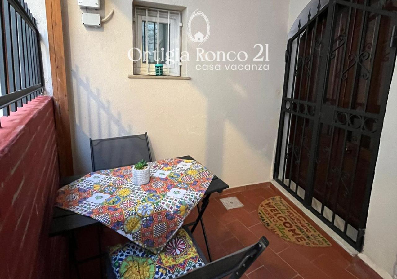 Ortigia Ronco 21 - Casa Vacanza Syrakusa Exteriör bild